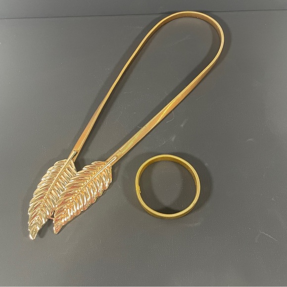 Vintage, stretch Belt and Bracelet - Picture 6 of 8